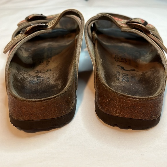 Birki’s by Birkenstock Cheetah Pink Rose Design Two Strap Slide Sandals Sz 36 - Picture 6 of 8